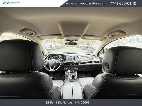 Used 2017 Buick Envision Essence FWD image 17