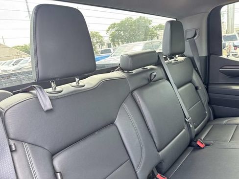 Used 2023 GMC Sierra 1500 SLT AWD/4WD image 12