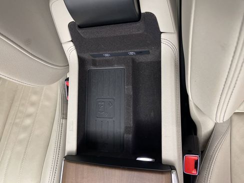 Used 2024 Audi A6 Premium Plus image 12