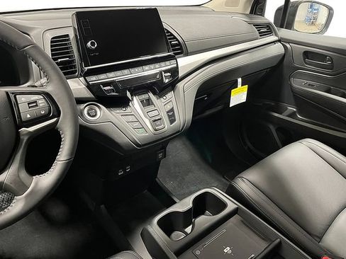 New 2026 Honda Odyssey EX-L image 17