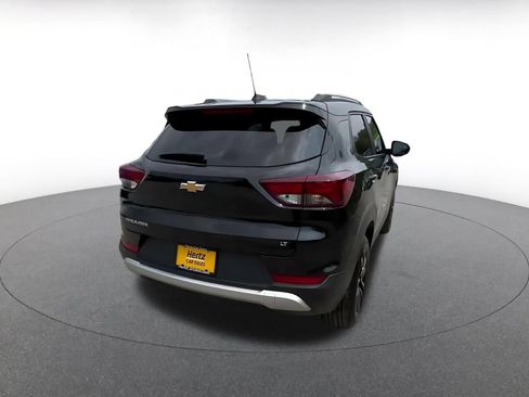 Used 2025 Chevrolet TrailBlazer LT FWD image 11