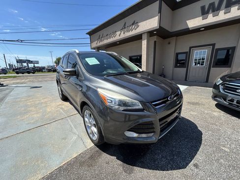 Used 2016 Ford Escape Titanium w/ Equipment Group 301A FWD image 6