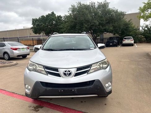 Used 2013 Toyota RAV4 Limited AWD/4WD image 2