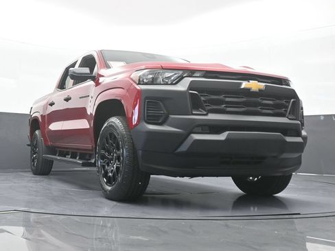 Used 2026 Chevrolet Colorado W/T w/ WT Custom Package RWD image 55