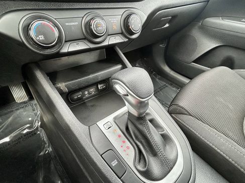 Used 2021 Kia Forte LXS FWD image 26