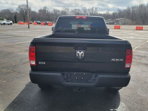 Used 2017 RAM 1500 Express w/ Express Value Package image 10