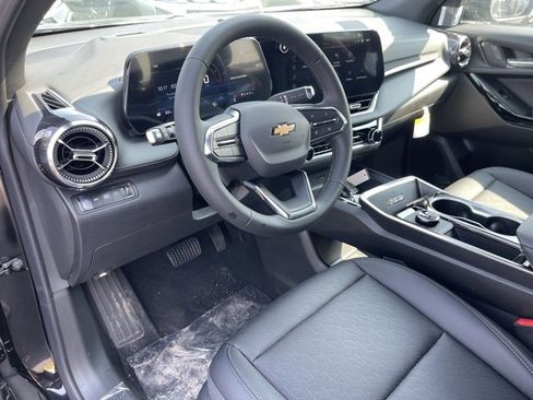 New 2026 Chevrolet Equinox LT w/ Convenience Package II image 14