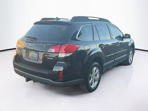 Used 2013 Subaru Outback 3.6R Limited AWD/4WD image 9