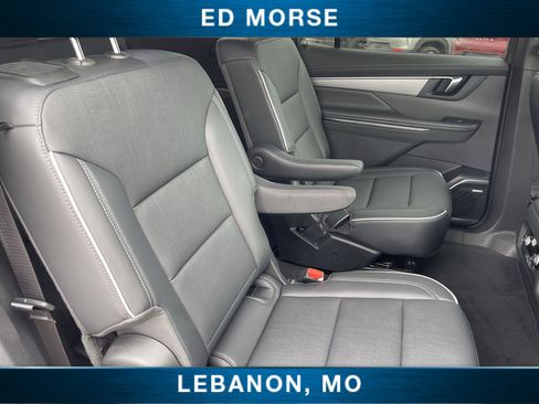 Used 2025 Buick Enclave Preferred image 25