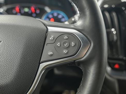 Used 2023 Chevrolet Traverse LT AWD/4WD image 20