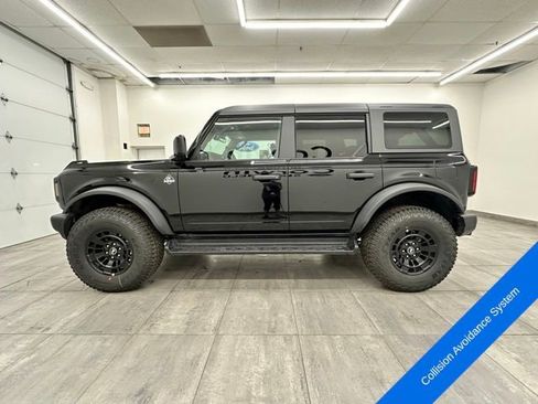 New 2026 Ford Bronco Outer Banks w/ Sasquatch Package AWD/4WD image 2