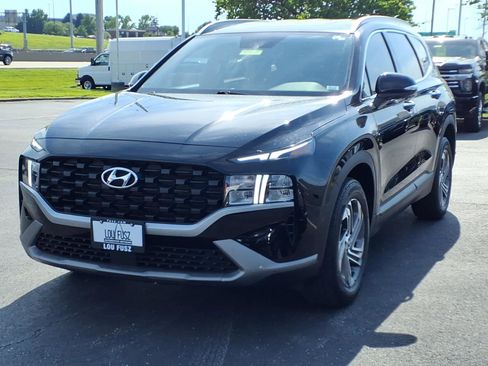Used 2023 Hyundai Santa Fe SEL FWD image 2