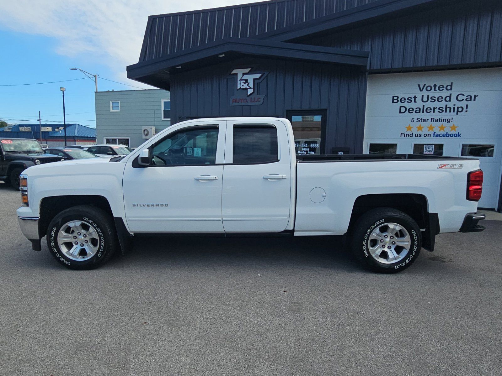 Used 2015 Chevrolet Silverado 1500 LT w/ All Star Edition AWD/4WD image 3