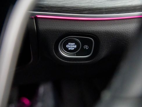 Certified 2025 Mercedes-Benz GLE 450 4MATIC image 25