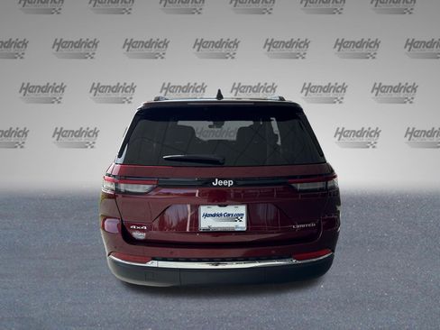 Used 2025 Jeep Grand Cherokee Limited AWD/4WD image 8