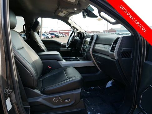 Used 2019 Ford F350 Lariat w/ Lariat Ultimate Package AWD/4WD image 8