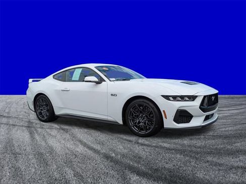 Used 2024 Ford Mustang GT Premium w/ GT Performance Package RWD image 2