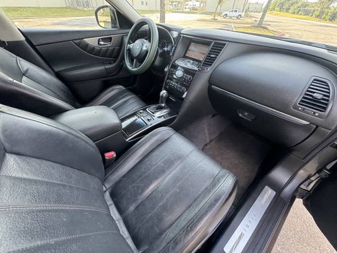 Used 2017 INFINITI QX70 2WD image 12