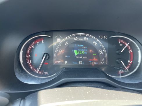 Used 2023 Toyota RAV4 XLE Premium AWD/4WD image 17