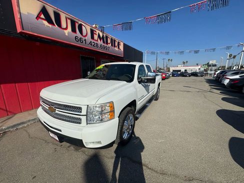Used 2012 Chevrolet Silverado 1500 LTZ w/ LTZ White Diamond Edition image 2