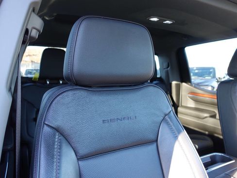 Used 2023 GMC Sierra 1500 Denali w/ Denali Reserve Package image 37