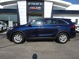 Used 2020 Kia Sorento LX image 2