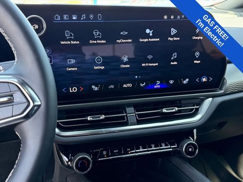 New 2026 Chevrolet Equinox EV LT w/ Comfort Package AWD/4WD image 11