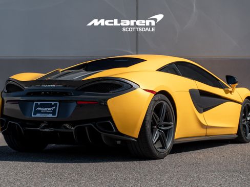 Used 2017 McLaren 570S Coupe RWD image 7