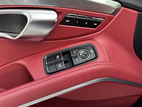 Certified 2025 Porsche 718 Boxster S image 20