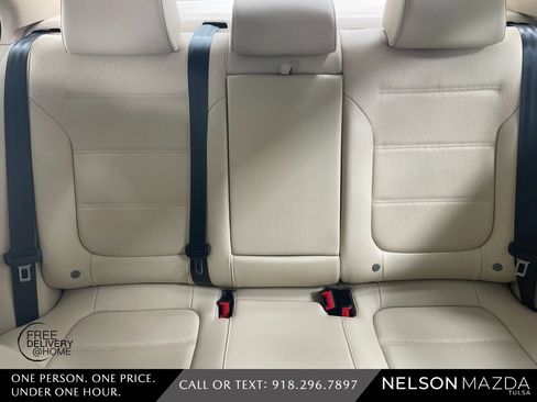 Used 2017 Volkswagen Jetta SEL image 34