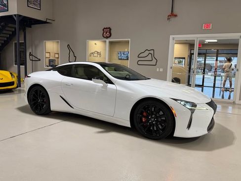 Used 2018 Lexus LC 500 Coupe w/ Touring Package RWD image 50