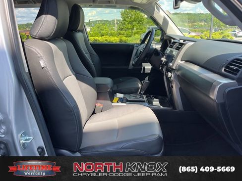 Used 2022 Toyota 4Runner SR5 Premium RWD image 25