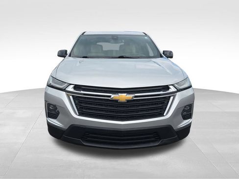 Used 2022 Chevrolet Traverse LS AWD/4WD image 9