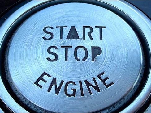 Used 2016 BMW 750i image 37