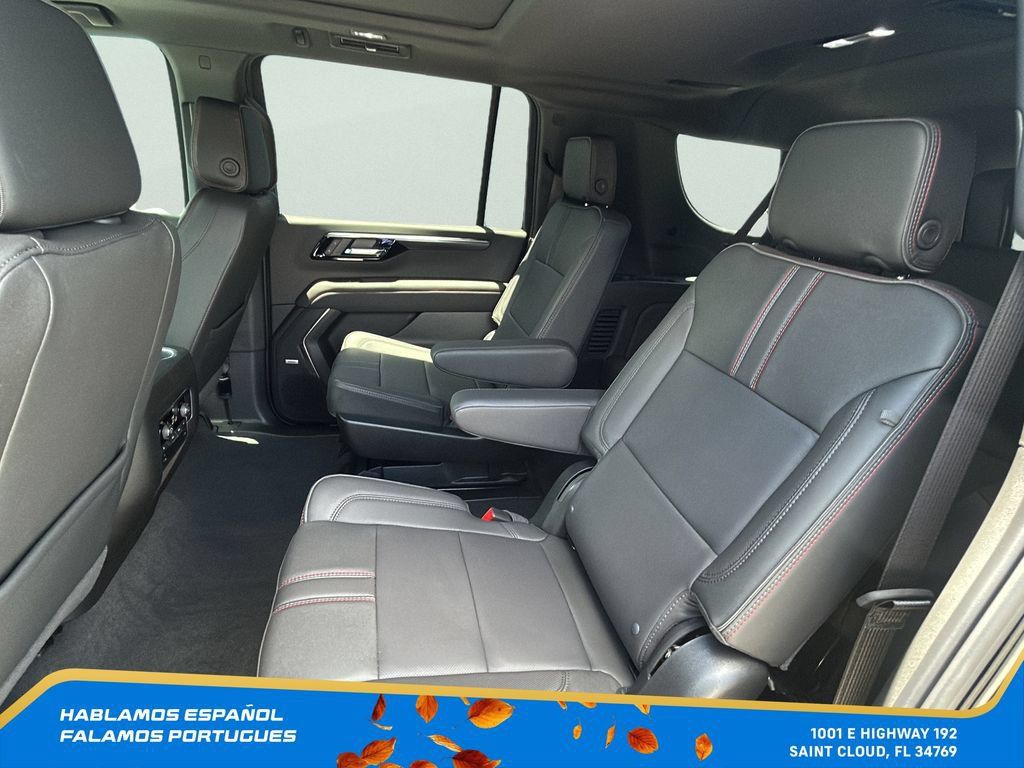 New 2026 Chevrolet Suburban RST w/ Advanced Technology Package AWD/4WD image 22