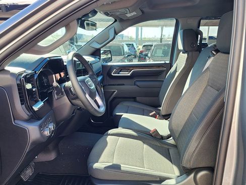 New 2026 GMC Sierra 1500 Elevation image 17