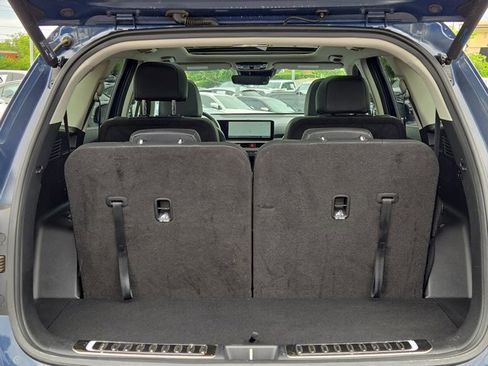 Used 2025 Kia Sorento EX w/ Panoramic Sunroof Package FWD image 10
