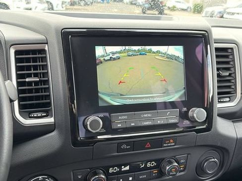 Certified 2024 Nissan Frontier SL w/ Technology Package AWD/4WD image 18