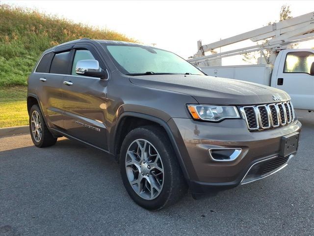 Used 2020 Jeep Grand Cherokee Limited w/ Trailer Tow Group IV AWD/4WD image 12