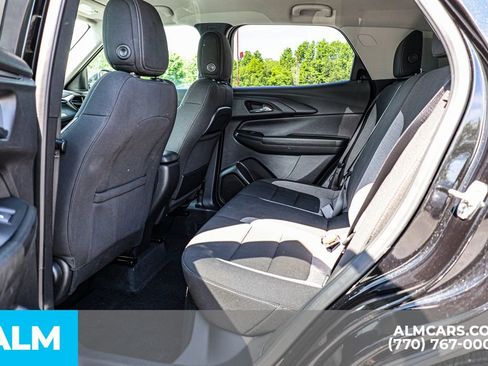 Used 2025 Chevrolet TrailBlazer LT FWD image 19