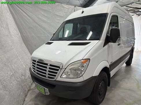 Used 2012 Freightliner Sprinter 2500 RWD image 1