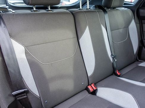 Used 2016 Ford Focus ST image 11