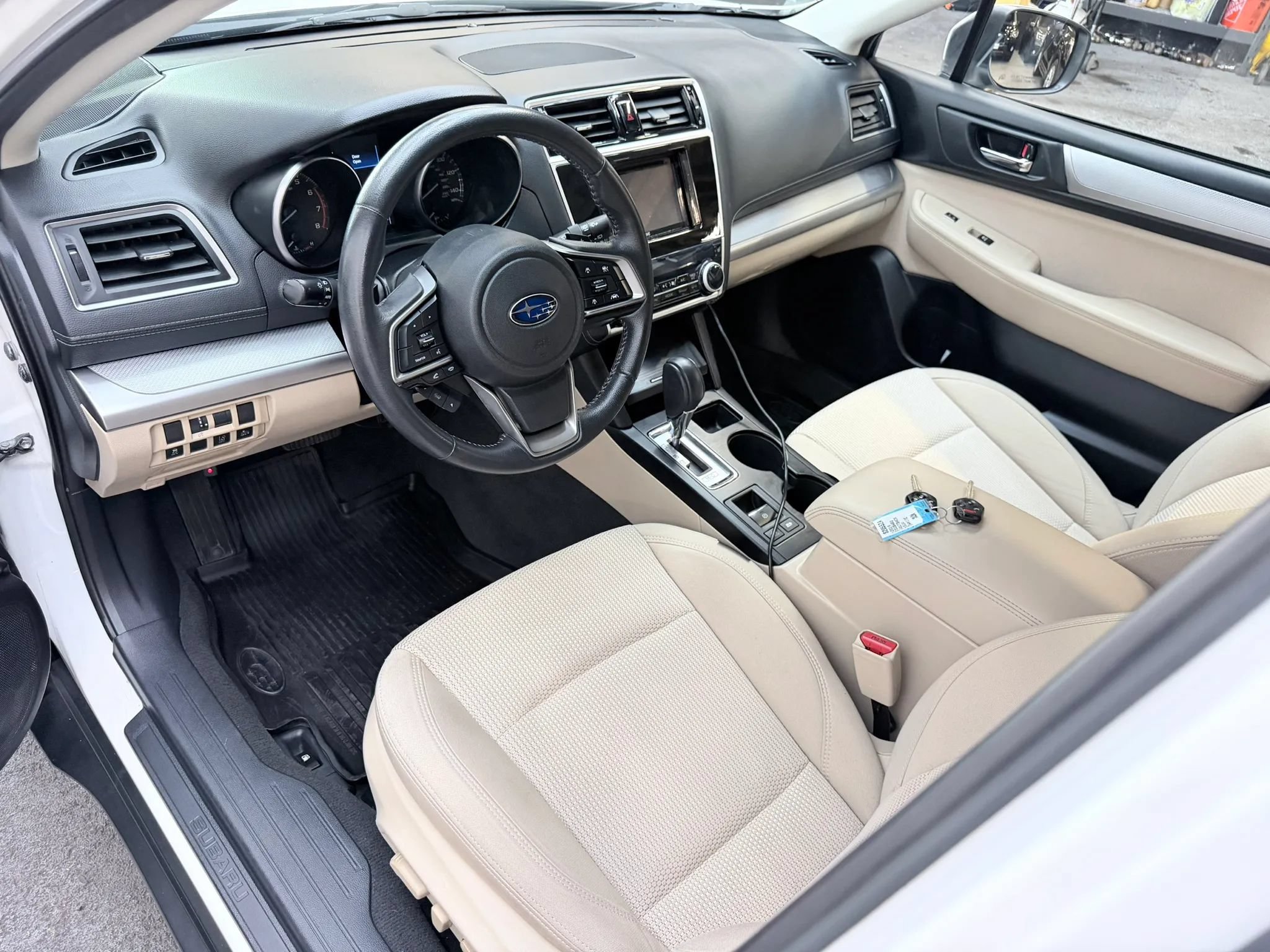 Used 2019 Subaru Outback 2.5i Premium AWD/4WD image 9