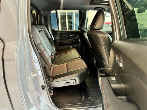 Used 2025 Honda Ridgeline Black Edition image 27