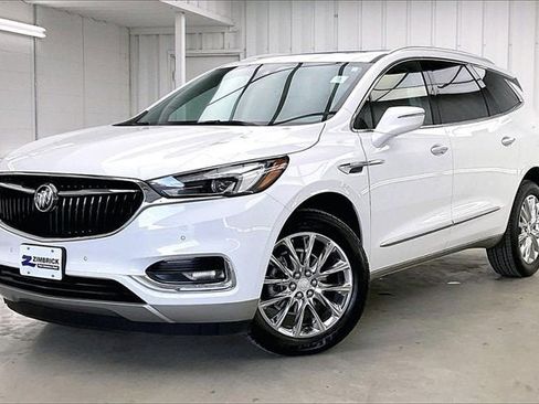Certified 2021 Buick Enclave Premium w/ Sun and Sites Package image 2