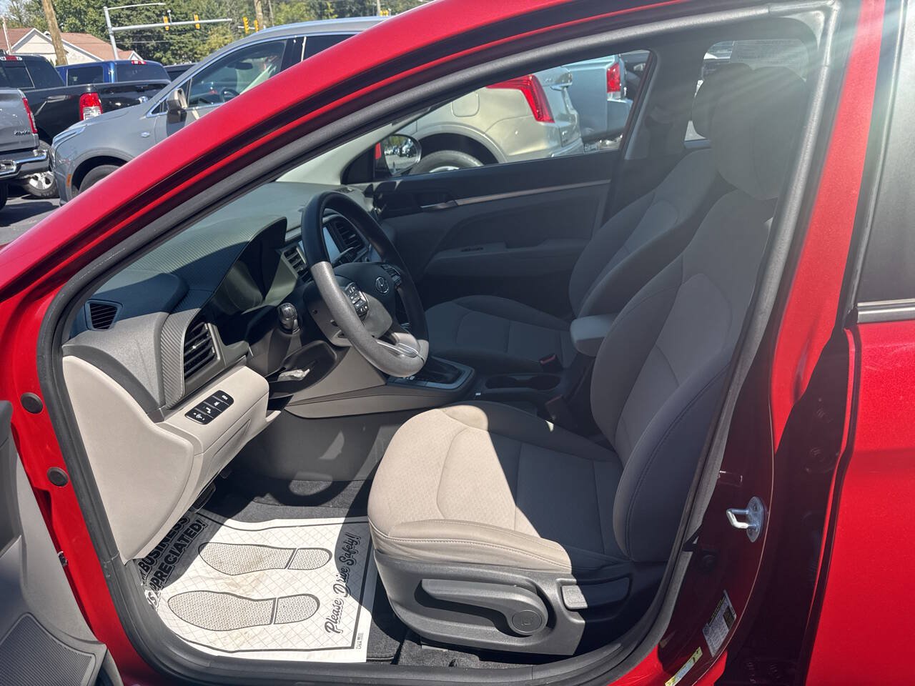 Used 2019 Hyundai Elantra SEL FWD image 13