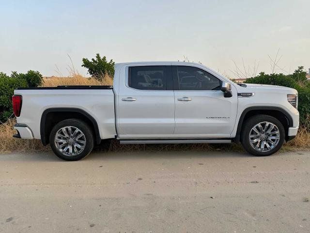 Used 2023 GMC Sierra 1500 Denali AWD/4WD image 7