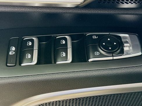 Certified 2024 Kia Telluride S w/ S Sunroof Package AWD/4WD image 18