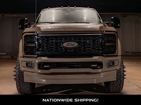 Used 2026 Ford F450 Platinum AWD/4WD image 4