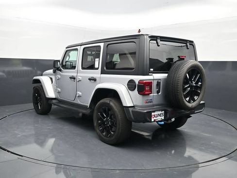 Used 2023 Jeep Wrangler Unlimited Sahara w/ Cold Weather Group AWD/4WD image 55